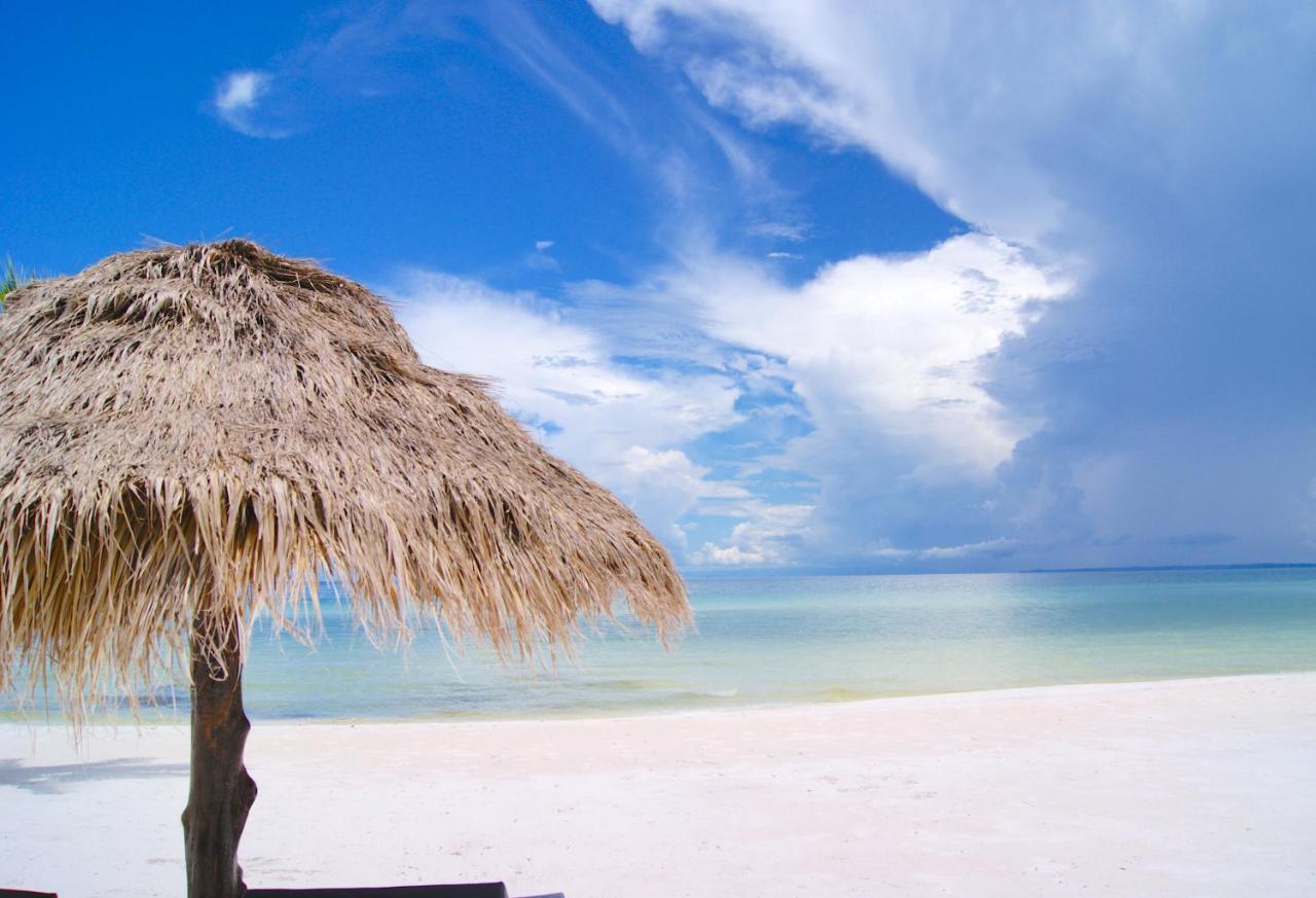 The Secret Garden Koh Rong Hotel Pagoda Beach Buitenkant foto