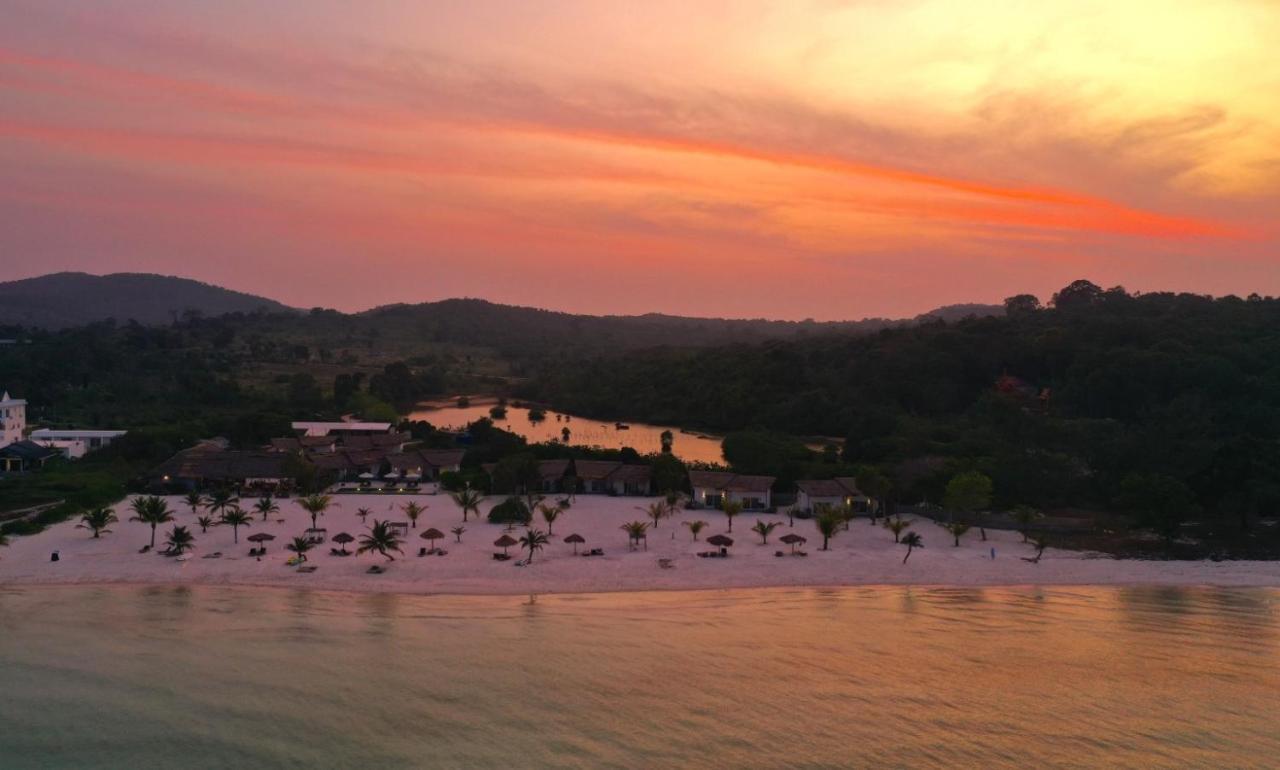 The Secret Garden Koh Rong Hotel Pagoda Beach Buitenkant foto