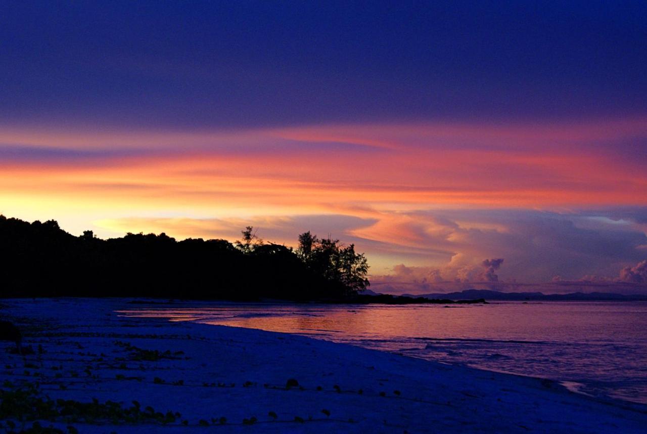 The Secret Garden Koh Rong Hotel Pagoda Beach Buitenkant foto